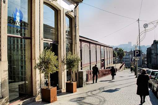 Low Cost Tourist Apartments - Palacio da Bolsa