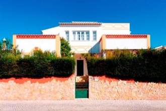 Flow House - Guesthouse & Surf Kite Surf School