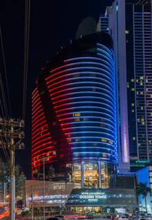Las Americas Golden Tower Panama