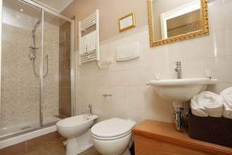 DG Prestige Room