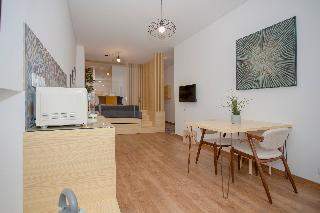 Central Trendy Studio