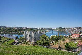 Luxury River View Apartments