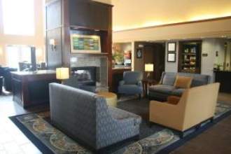 Hampton Inn & Suites Chicago/ Hoffman Estates