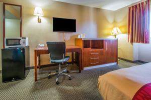 Econo Lodge Hermitage