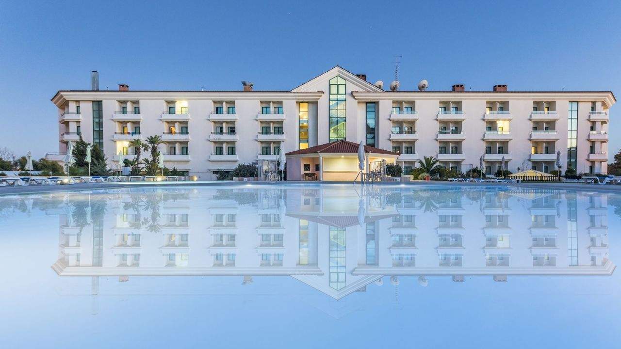 Riviera Hotel Carcavelos