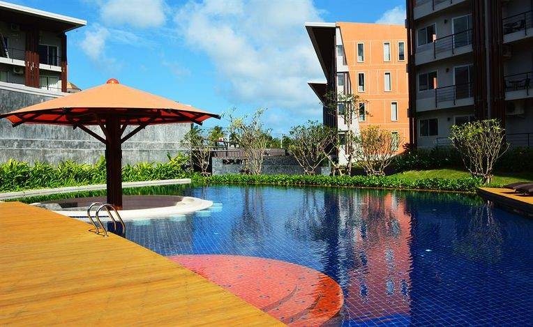 RePlay Residence and Pool Villa