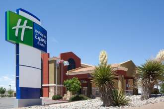 Holiday Inn Express & Suites A