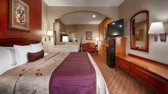 Best Western Plus Northwest Inn & Suites