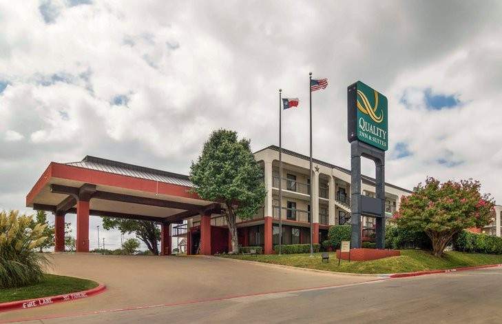 Quality Inn & Suites Cattle Baron