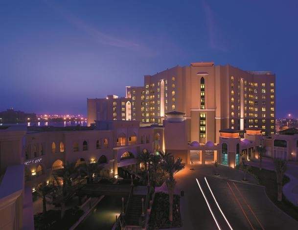 Traders Hotel, Qaryat Al Beri