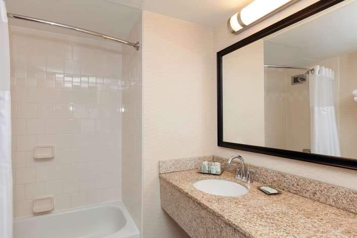 Wyndham Houston - Medical Center Hotel and Suites