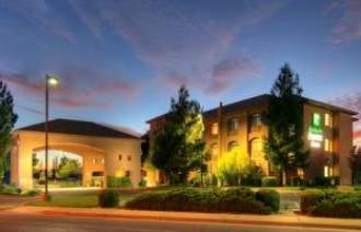 Holiday Inn Express Hotel & Suites Roswell