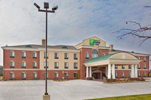 Holiday Inn Express & Suites G